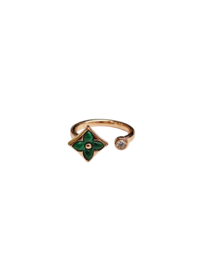 Emerald Twist Ring